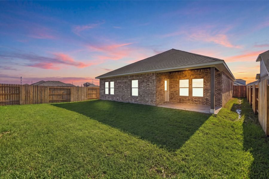 4br New Home in Angleton, TX.  - Slide 4