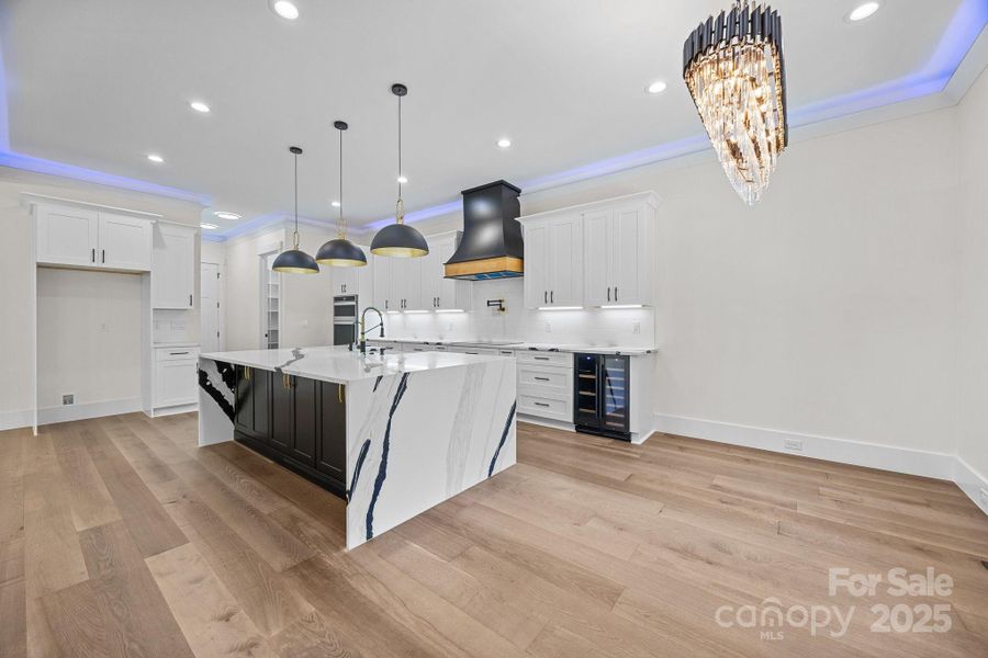 Image 33 of a home in .