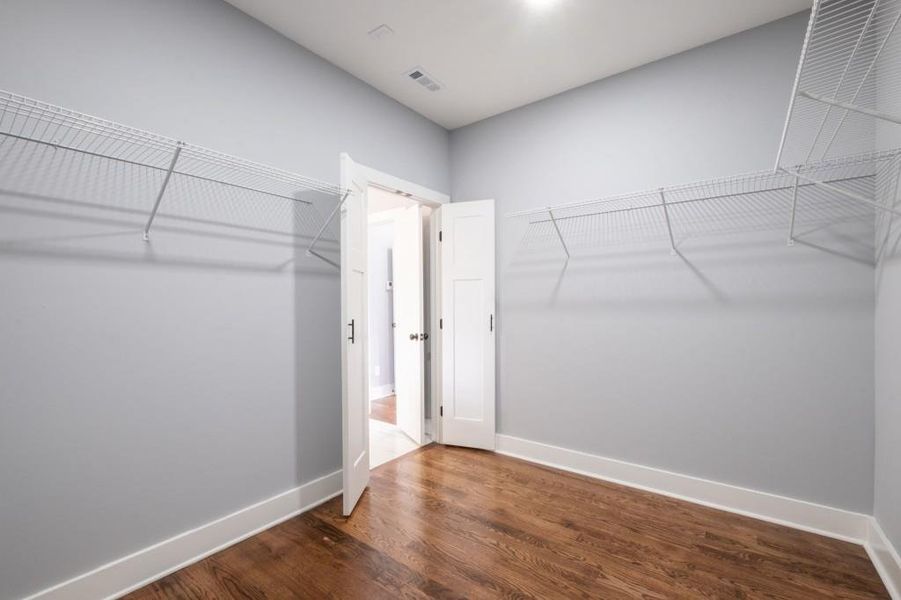 Spacious, unfurnished interior of a new home in , Fairburn (Image 56).