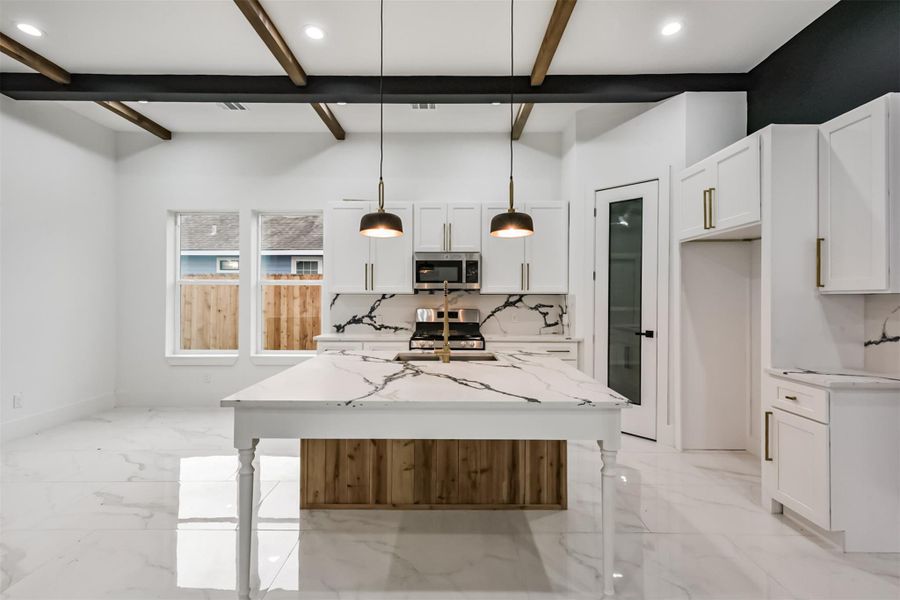 Image 20 of a home in .