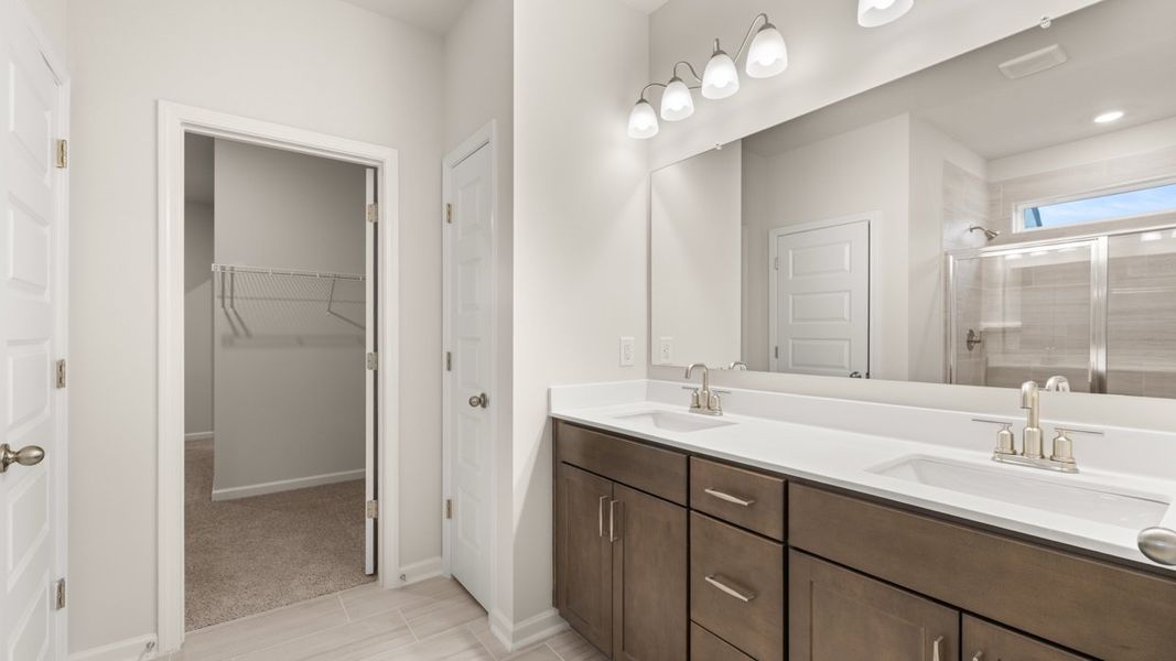 Furnished interior view inside a new home in Heritage Pointe, Senoia (Image 11).
