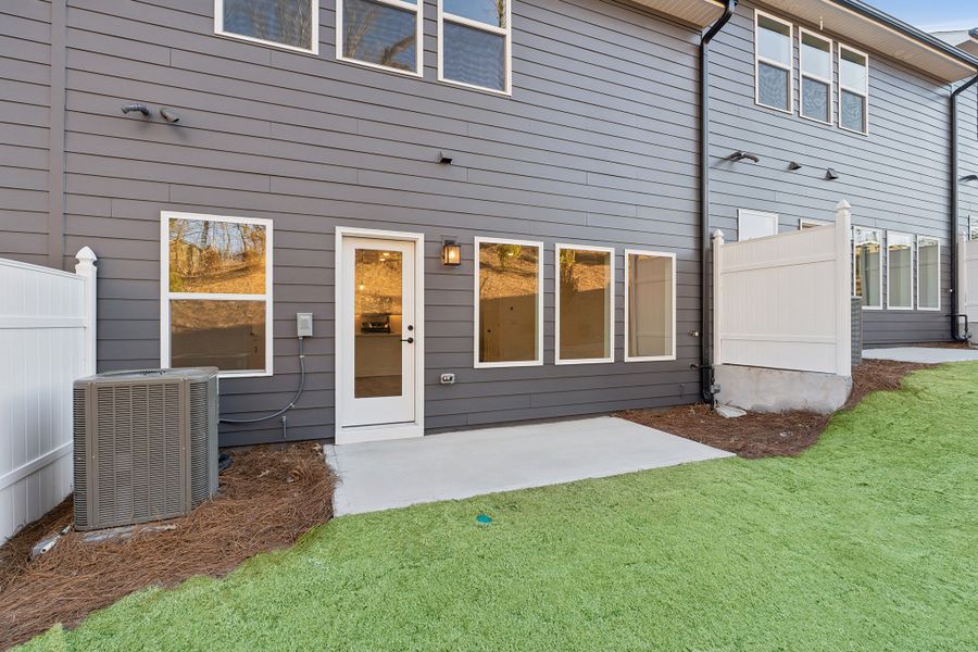 Exterior details and patio area of a home in Grandview Terrace, Canton (Image 21).