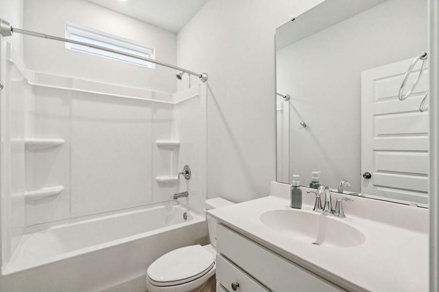 Furnished interior view inside a new home in Saint John's Lake: Arbor Collection, Johns Island (Image 6).