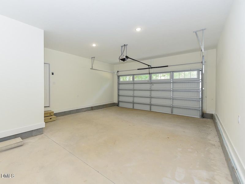 Interior - Garage - ok Interior - Garage - ok