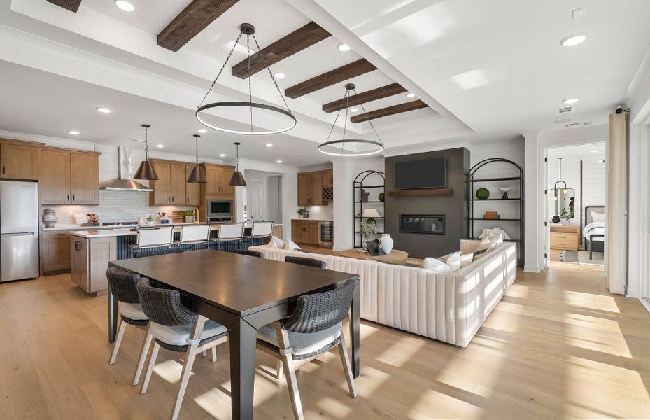 Stardom Dining Del Webb Southern Harmony Nashville 55+ Communities