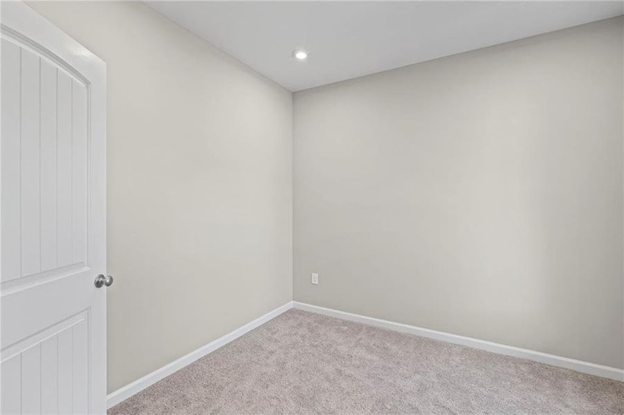 Spacious, unfurnished interior of a new home in Crossvine Estates, Braselton (Image 16).