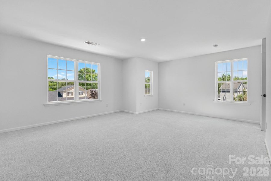 Spacious, unfurnished interior of a new home in The Vines, Charlotte (Image 13).