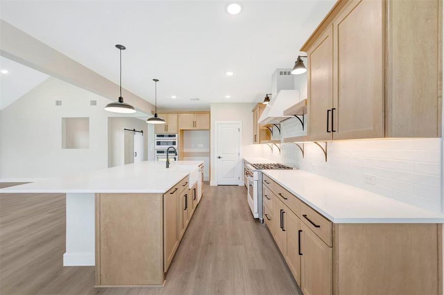 Furnished interior view inside a new home in Elevon, Lavon (Image 19).