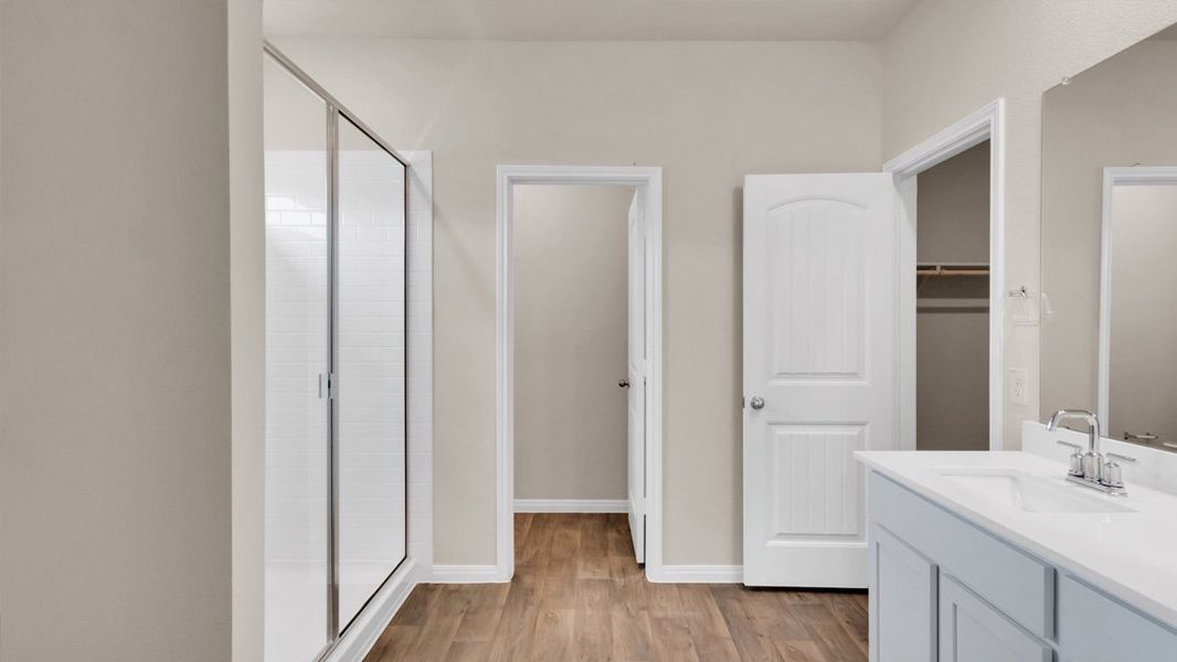 Spacious, unfurnished interior of a new home in Carillon, Manor (Image 19). Spacious, unfurnished interior of a new home in Carillon, Manor (Image 19).
