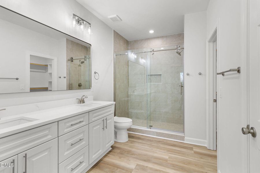 23-web-or-mls-IMG_8283 23-web-or-mls-IMG_8283