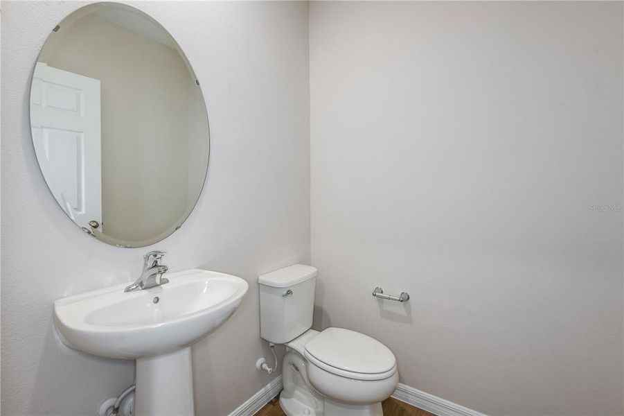 Furnished interior view inside a new home in Pasadena Woods, Dade City (Image 6).