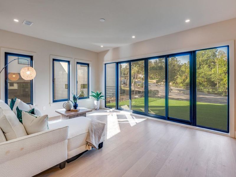 Furnished interior view inside a new home in , Dallas (Image 4). Furnished interior view inside a new home in , Dallas (Image 4).