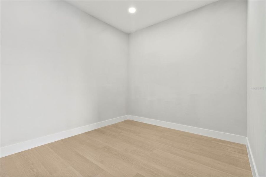 Spacious, unfurnished interior of a new home in , Orlando (Image 26). Spacious, unfurnished interior of a new home in , Orlando (Image 26).