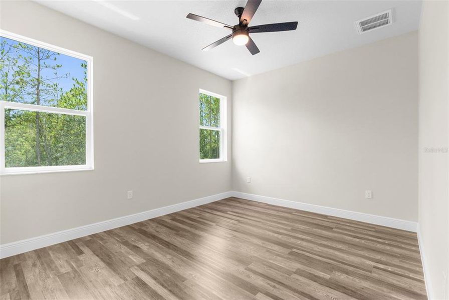 Spacious, unfurnished interior of a new home in , Weeki Wachee (Image 58).