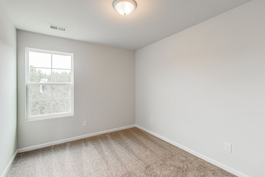 Spacious, unfurnished interior of a new home in Haynes Park, Columbia (Image 21).
