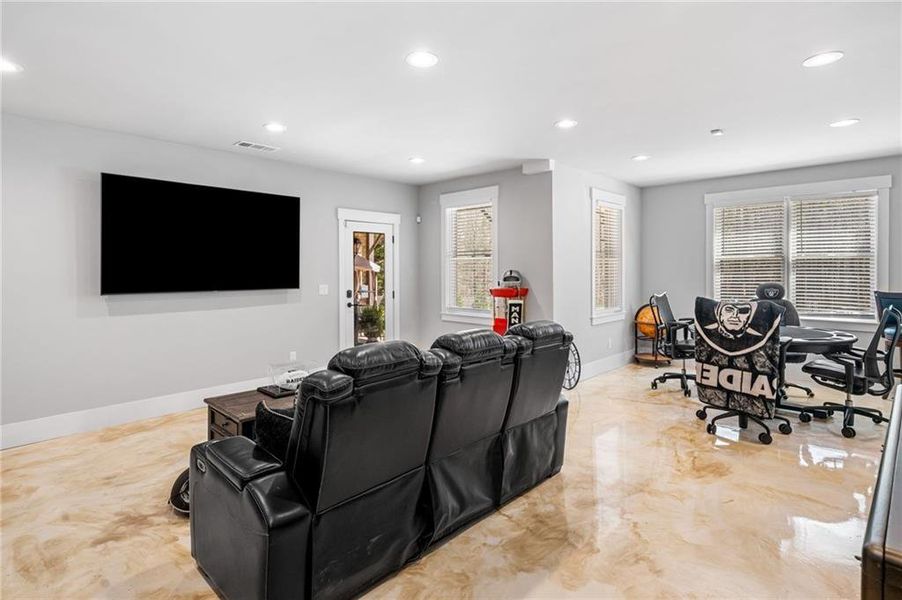 Furnished interior view inside a new home in , Bethlehem (Image 37).