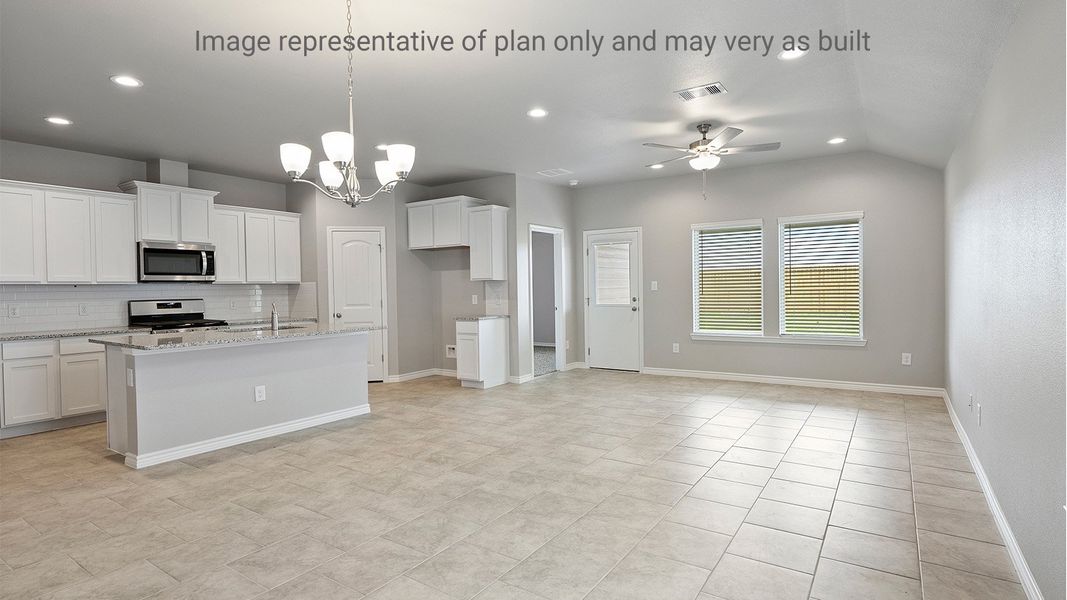 Spacious, unfurnished interior of a new home in London Towne, Corpus Christi (Image 14).