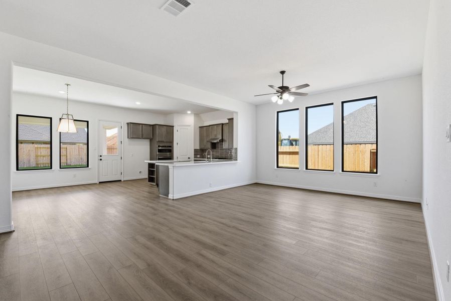 Spacious, unfurnished interior of a new home in Brookewater, Rosenberg (Image 18). Spacious, unfurnished interior of a new home in Brookewater, Rosenberg (Image 18).