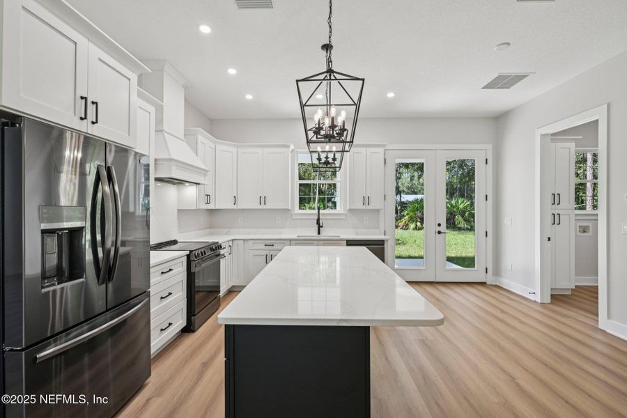 Furnished interior view inside a new home in , Palatka (Image 8).