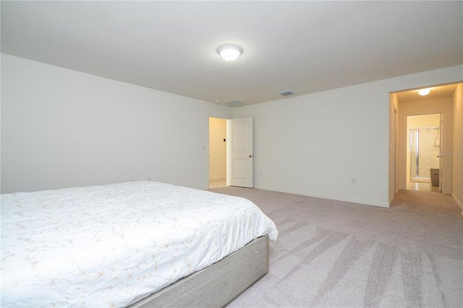 Spacious, unfurnished interior of a new home in , Clermont (Image 29). Spacious, unfurnished interior of a new home in , Clermont (Image 29).