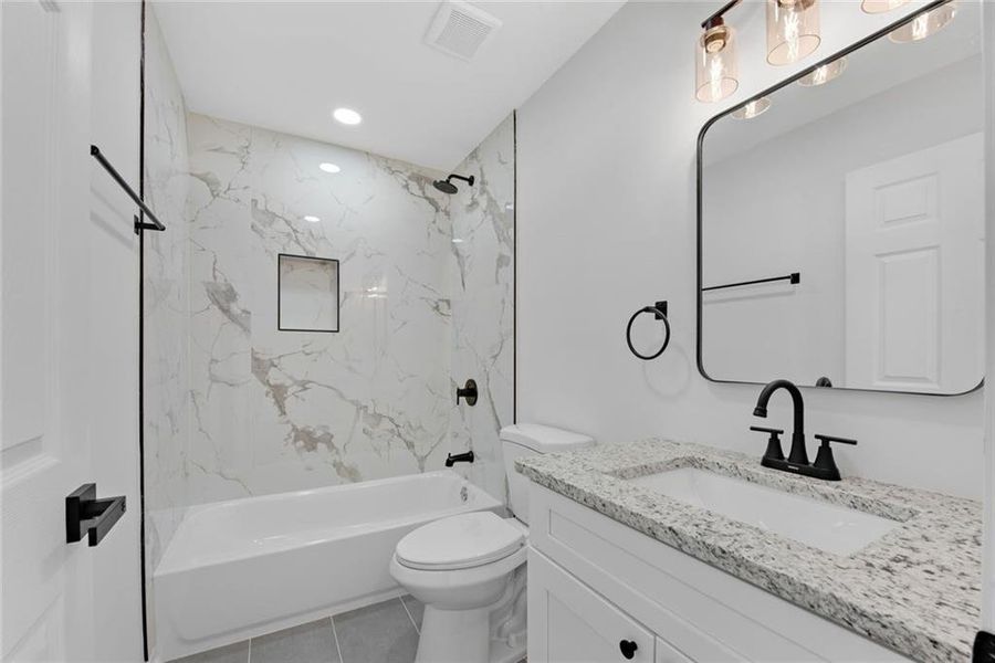 Furnished interior view inside a new home in , Ellenwood (Image 11).