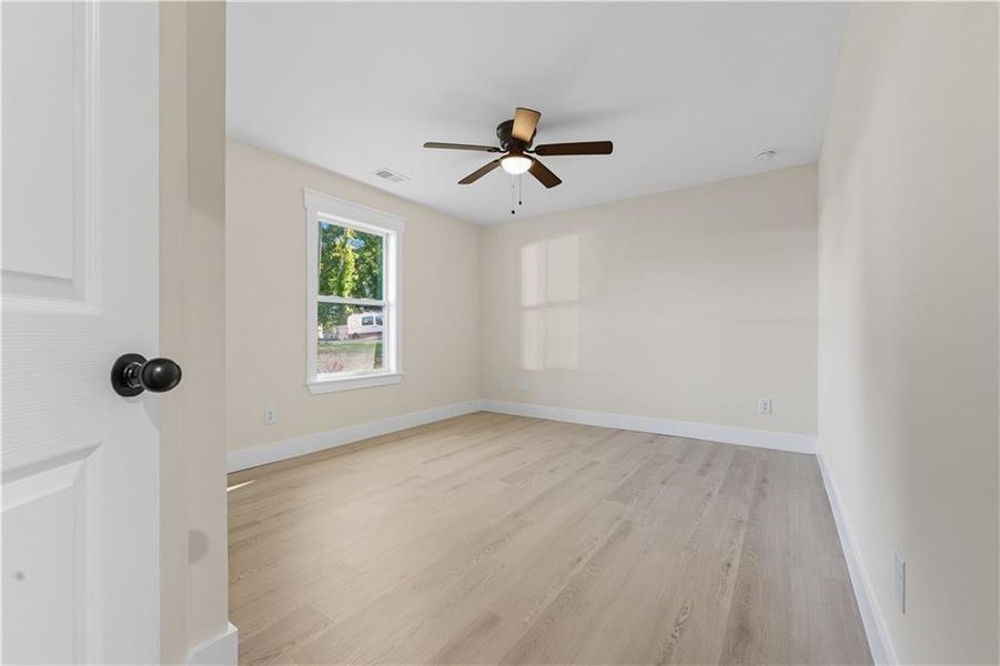 Spacious, unfurnished interior of a new home in , Austell (Image 16).