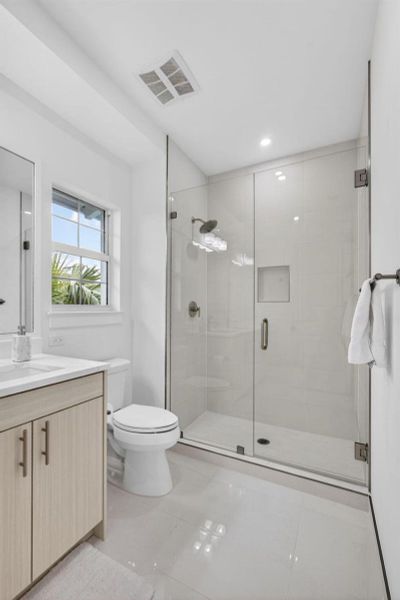 37-web-or-mls-5D1A4250 37-web-or-mls-5D1A4250