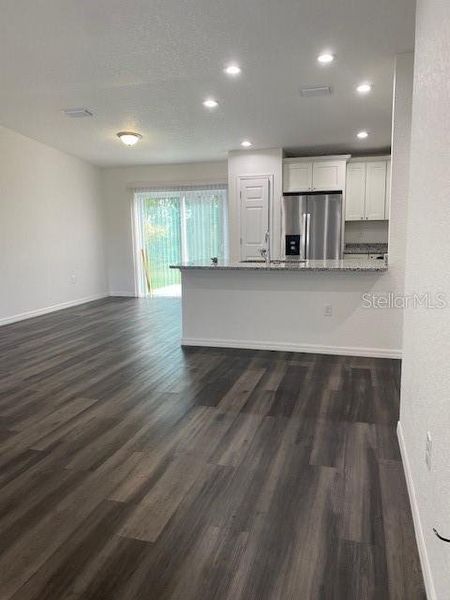 Spacious, unfurnished interior of a new home in , Ocklawaha (Image 21).