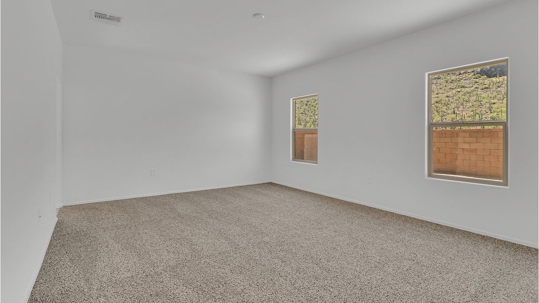 Spacious, unfurnished interior of a new home in Sycamore Vista, Vail (Image 31).