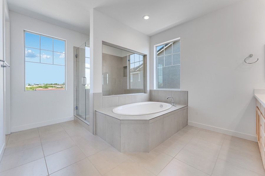 Representative furnished interior of a home built from the Denali by Taylor Morrison in Ellsworth Ranch Voyage Collection, Queen Creek (Image 16).