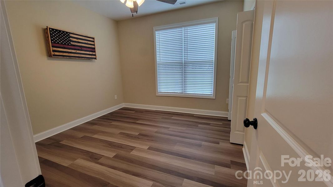 Spacious, unfurnished interior of a new home in , Gold Hill (Image 33).