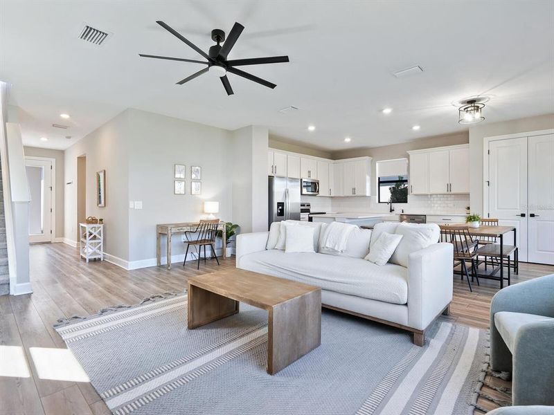 Furnished interior view inside a new home in , Lakewood Ranch (Image 32).