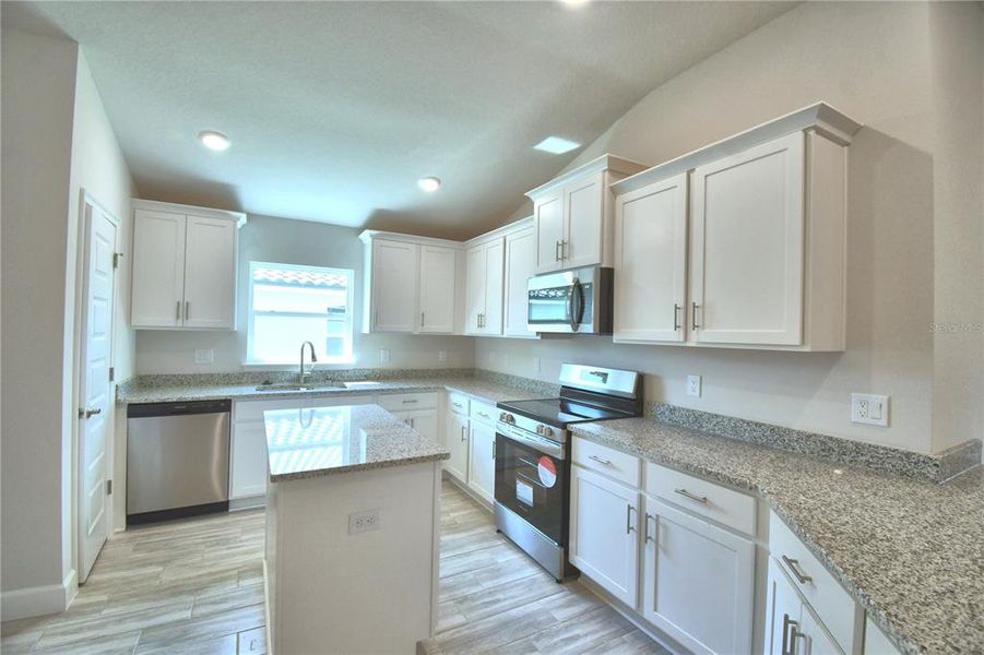 Furnished interior view inside a new home in , Auburndale (Image 8).