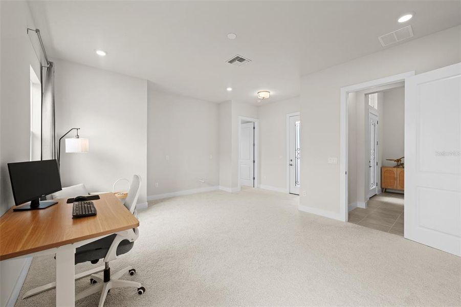 Furnished interior view inside a new home in Robin's Cove at Epperson, Wesley Chapel (Image 7).