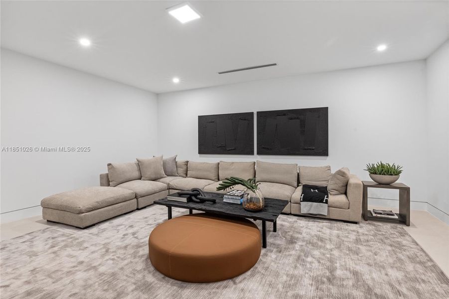 Furnished interior view inside a new home in , Pinecrest (Image 17).