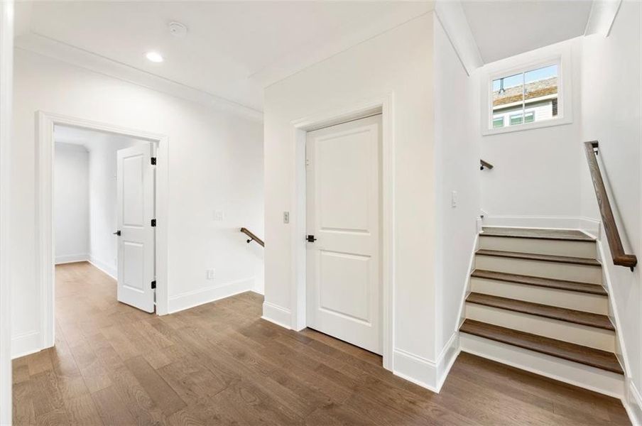 Spacious, unfurnished interior of a new home in , Alpharetta (Image 54). Spacious, unfurnished interior of a new home in , Alpharetta (Image 54).