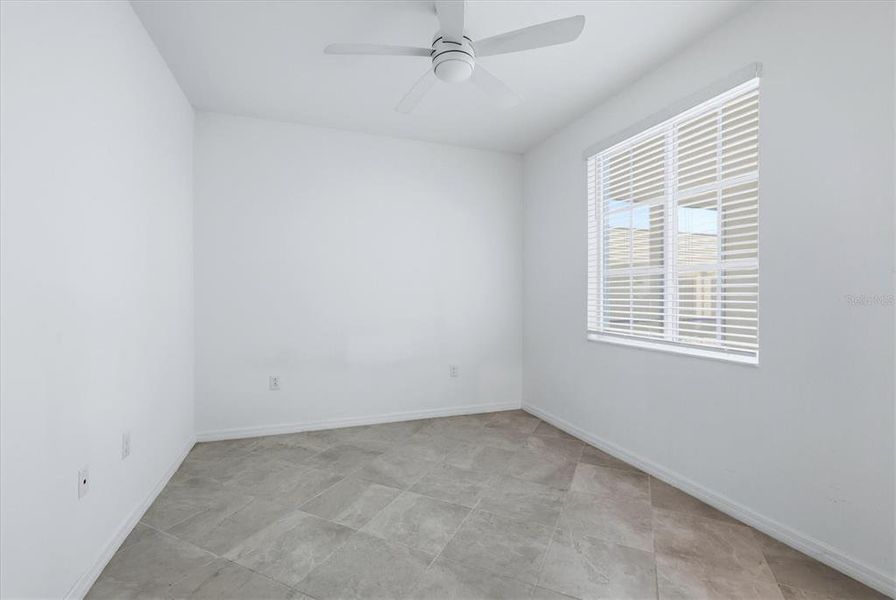 Spacious, unfurnished interior of a new home in , Venice (Image 28).