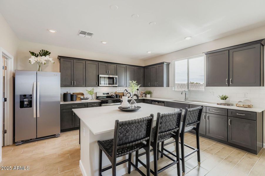 16839 W Spur Dr - Web Quality - 008 - 09