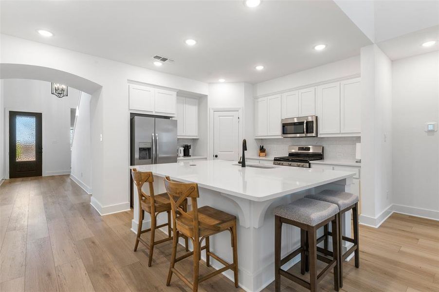 Grab and Quick Meal or Entertain at the Kitchen Island