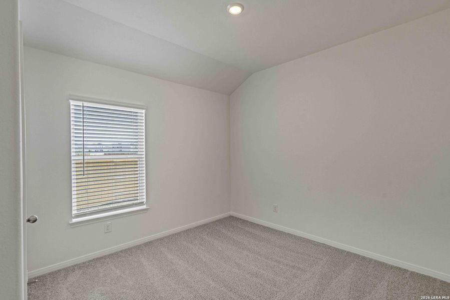 Spacious, unfurnished interior of a new home in , San Antonio (Image 17).
