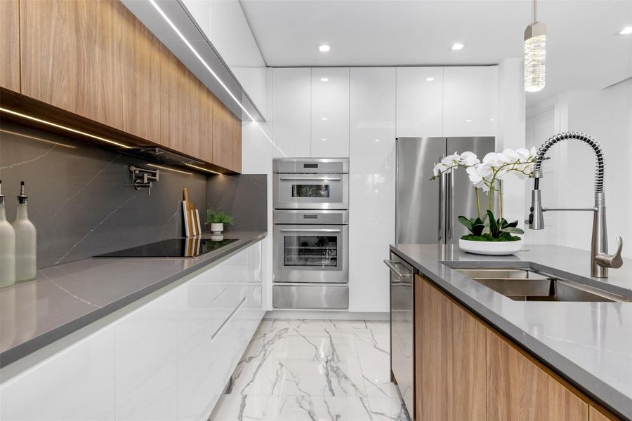 Furnished interior view inside a new home in , Fort Lauderdale (Image 16). Furnished interior view inside a new home in , Fort Lauderdale (Image 16).