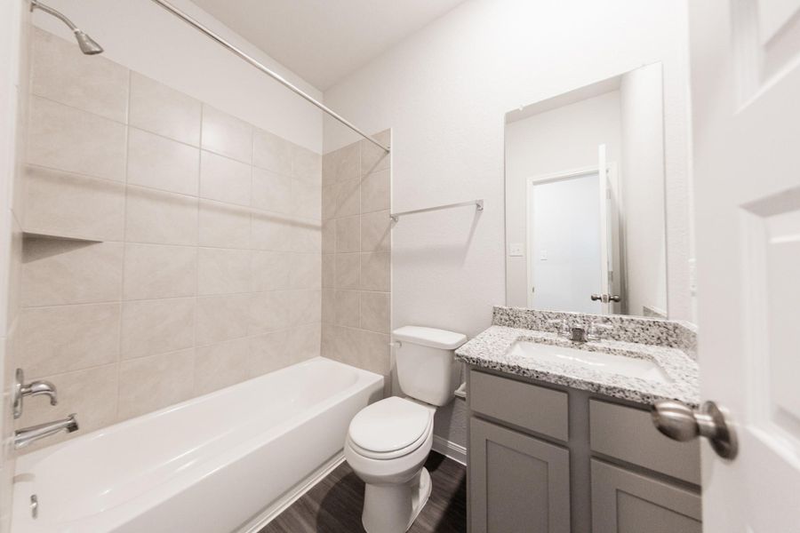 Furnished interior view inside a new home in River's Edge, Conroe (Image 6).