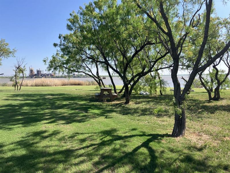 Natural landscape and outdoor views near  in Haskell (Image 33).