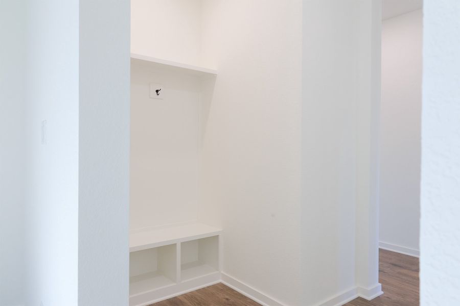 Spacious, unfurnished interior of a new home in Emberly  45', Beasley (Image 16).