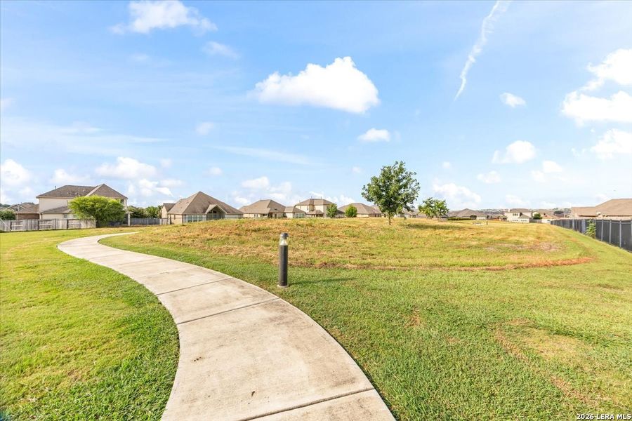 Natural landscape and outdoor views near Foxbrook in Cibolo (Image 51).