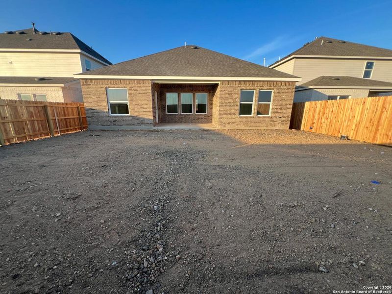 Exterior details and patio area of a home in Nopal Valley, San Antonio (Image 18).