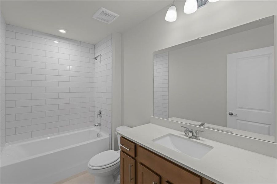 Furnished interior view inside a new home in Ansley Towns, Cumming (Image 10). Furnished interior view inside a new home in Ansley Towns, Cumming (Image 10).