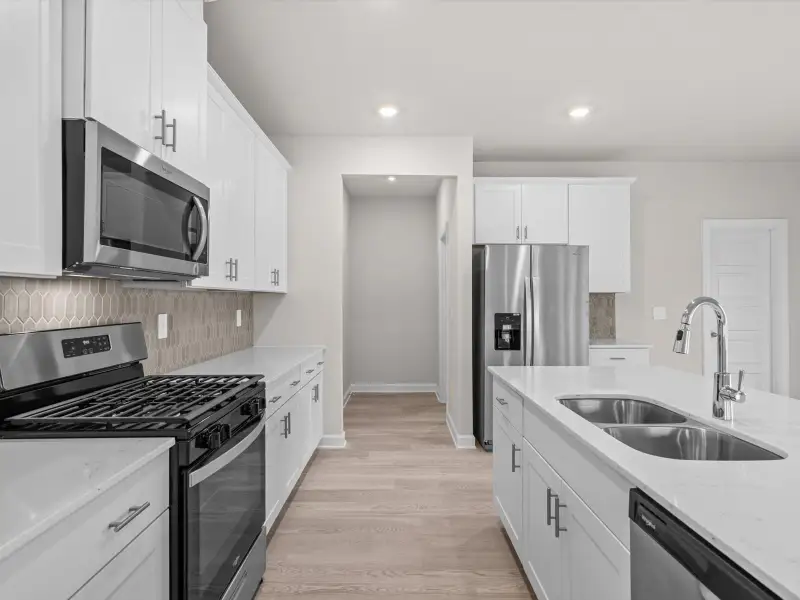 Furnished interior view inside a new home in Collier Ridge, Moore (Image 7).