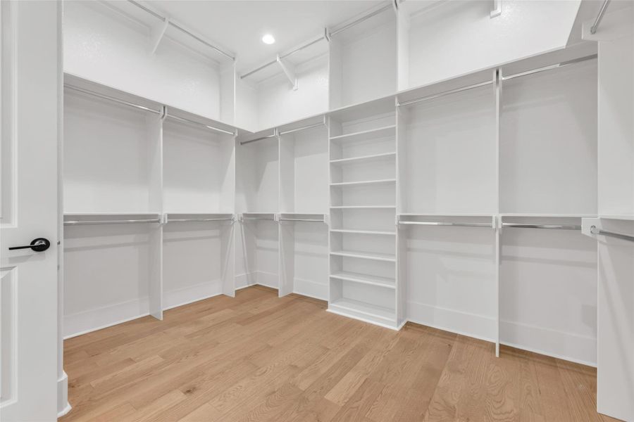 Spacious, unfurnished interior of a new home in , College Station (Image 18).