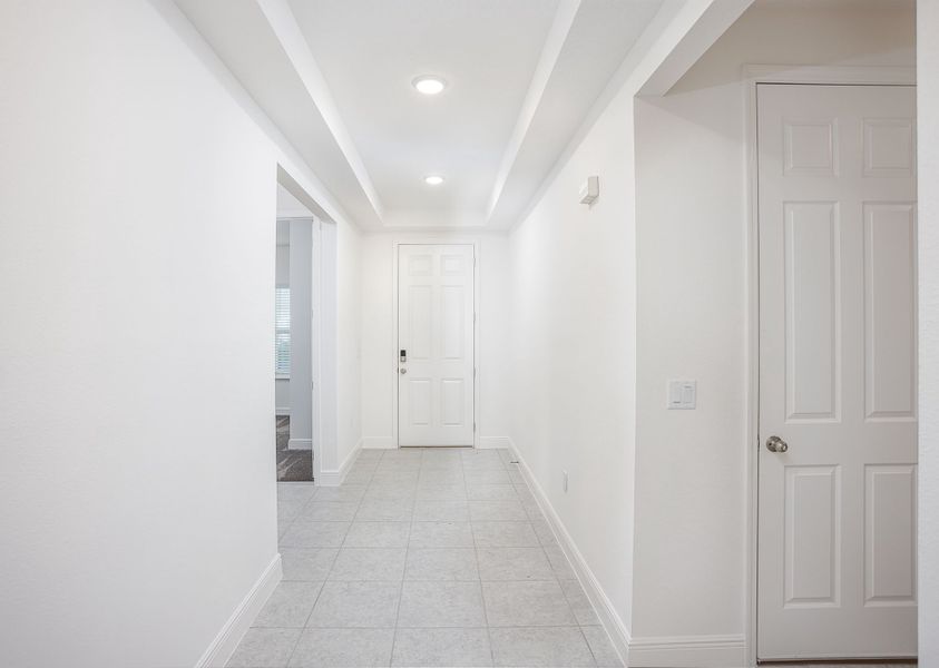 Spacious, unfurnished interior of a new home in Malabar Springs, Palm Bay (Image 21). Spacious, unfurnished interior of a new home in Malabar Springs, Palm Bay (Image 21).